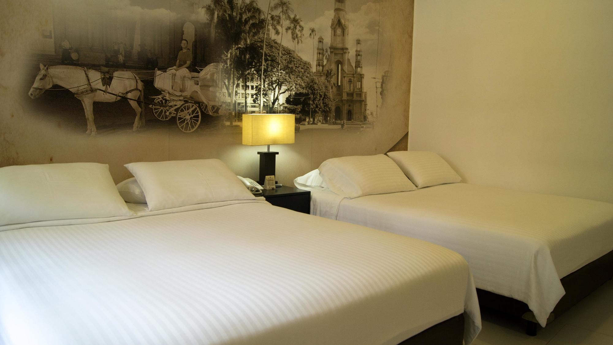 Aw Hotel Puerta De San Antonio Cali Exterior photo